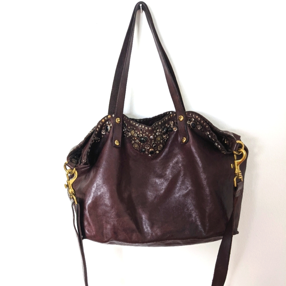 Campomaggi Large shopping bag Bella di Notte in aubargine leather with studs